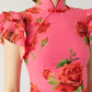 Cheongsam-Stil Rosafarbene Blumenmuster Tiered Flare-Ärmel Stretch-Maxikleid