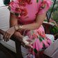 Cheongsam-Stil Rosafarbene Blumenmuster Tiered Flare-Ärmel Stretch-Maxikleid