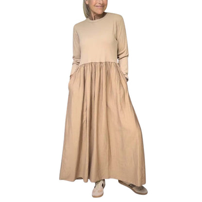 Fließendes Midi-Strickkleid mit langen Ärmeln