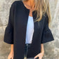 Kurze Jacke mit Rundhalsausschnitt und ausgestellten Ärmeln für Damen