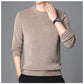 Verdickter Herrenpullover mit Rundhalsausschnitt