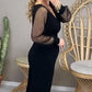 Taillenbetonter Jumpsuit mit V-Ausschnitt und Maschenärmeln
