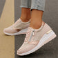 Damen-Sneaker mit Mesh-Obermaterial, Schnürung und Keilabsatz sowie seitlichem Reißverschluss