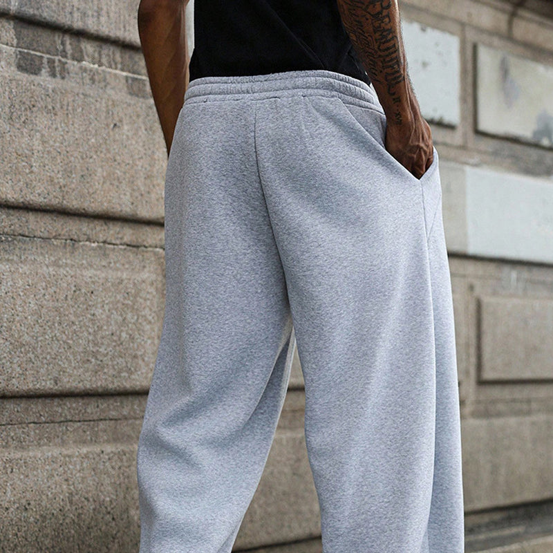 Men's pants with drawstring for casual comfort