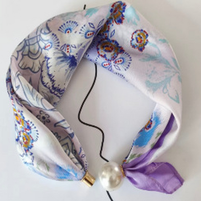 ✨Limited stock available, don’t miss out!🎉No-Tie Magnetic Pearl Clasp Soft Scarf