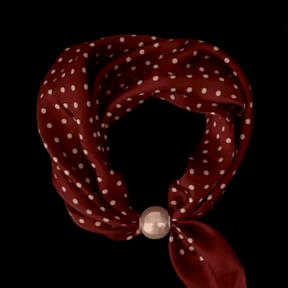 ✨Limited stock available, don’t miss out!🎉No-Tie Magnetic Pearl Clasp Soft Scarf