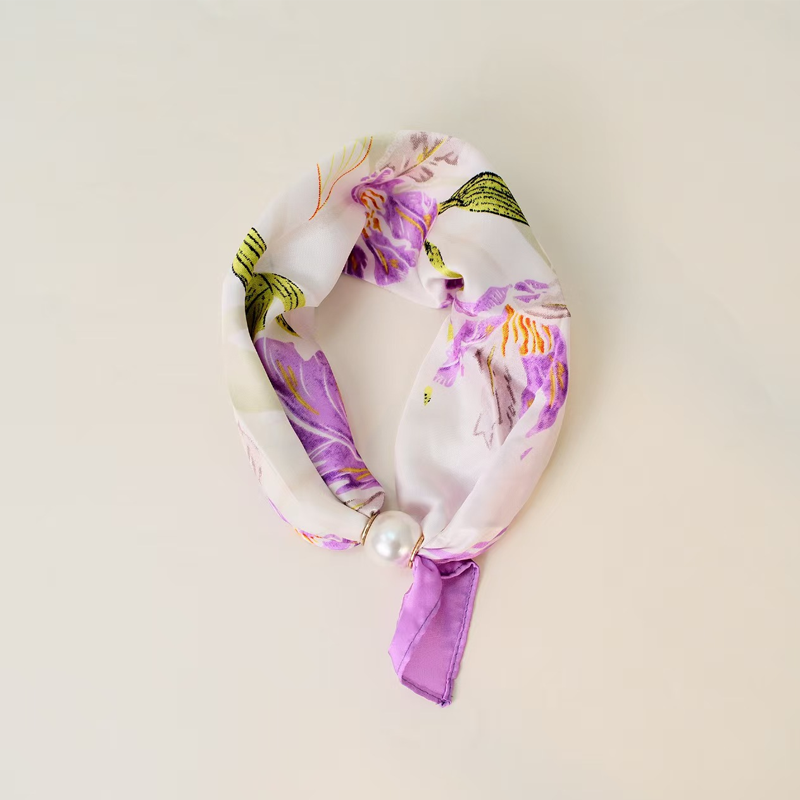 ✨Limited stock available, don’t miss out!🎉No-Tie Magnetic Pearl Clasp Soft Scarf