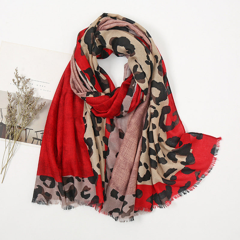 ✨Limited stock available, don’t miss out!🎉Versatile Lightweight Leopard Print Shawl Scarf
